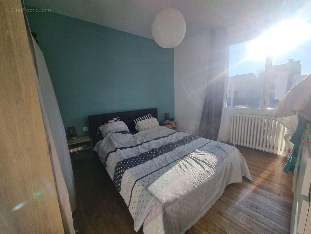 Maison à SAINT-LAURENT-SUR-SEVRE