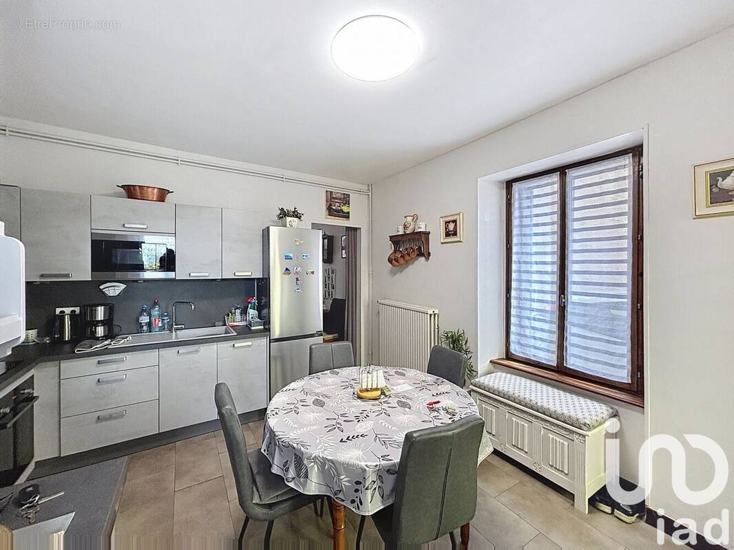 Photo 1 - Maison à BELLEVILLE-SUR-MEUSE