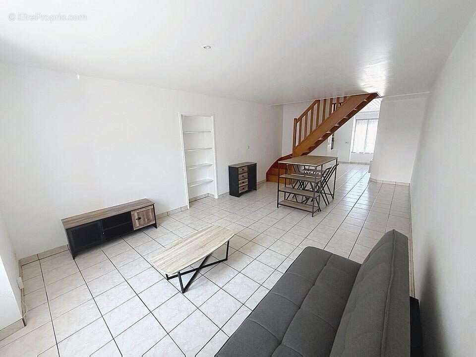 Appartement 66 m² à Le Theil-De-Bretagne  - photo 4
