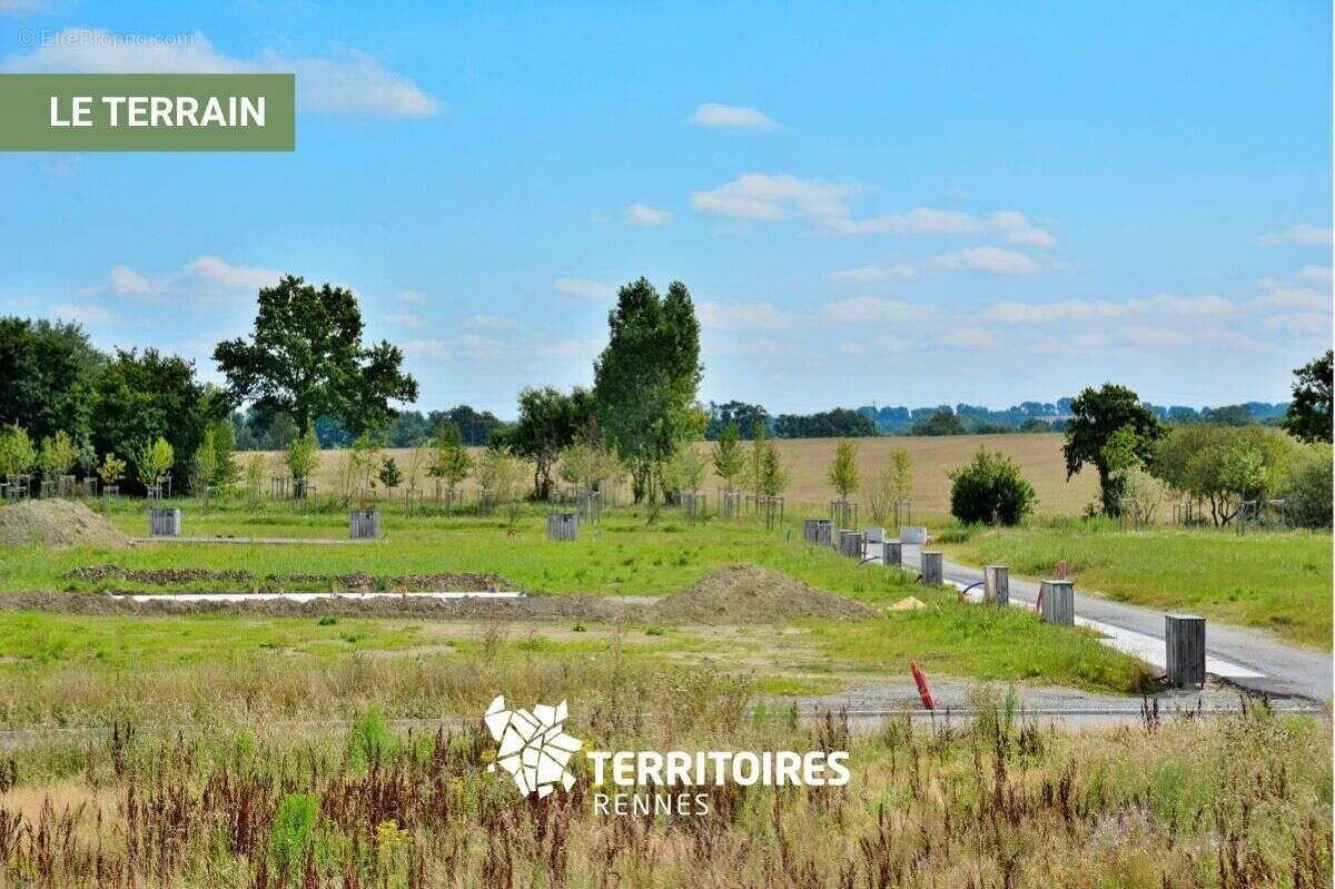 Terrain à VERN-SUR-SEICHE