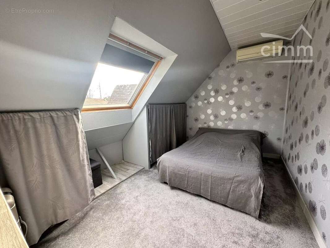 Maison à CONGIS-SUR-THEROUANNE