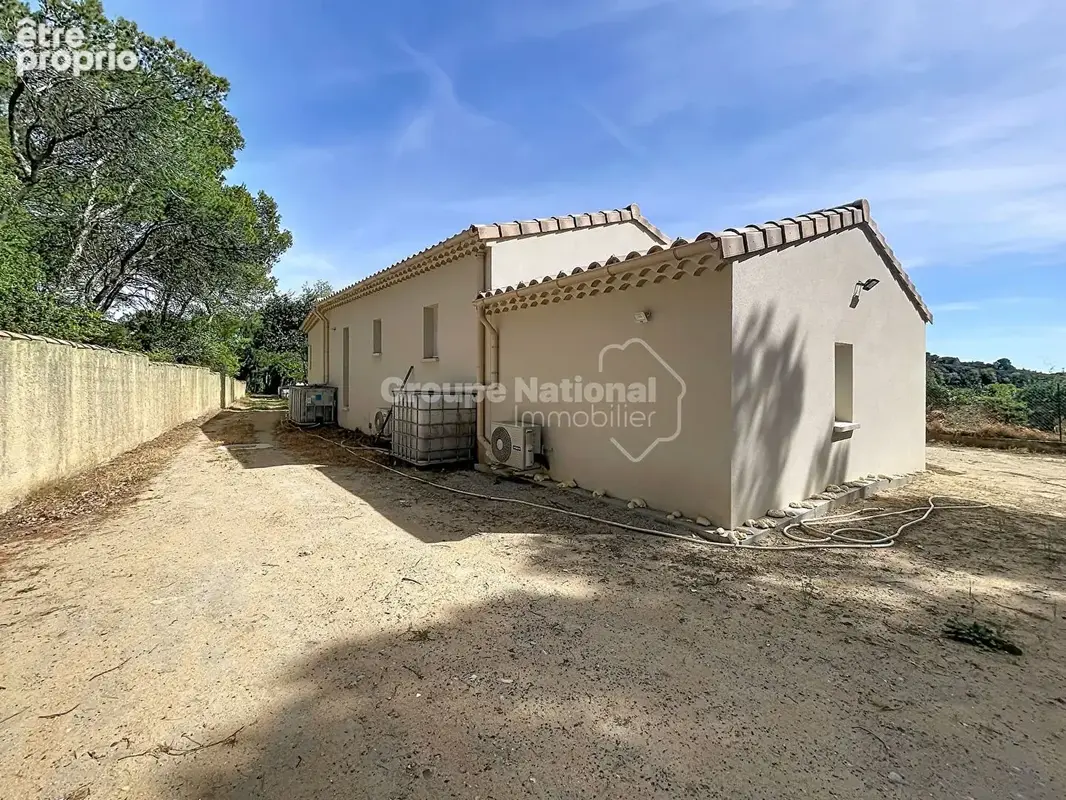 Maison avec studio indépendant et hangar agricole - UCHAUX - photo 9
