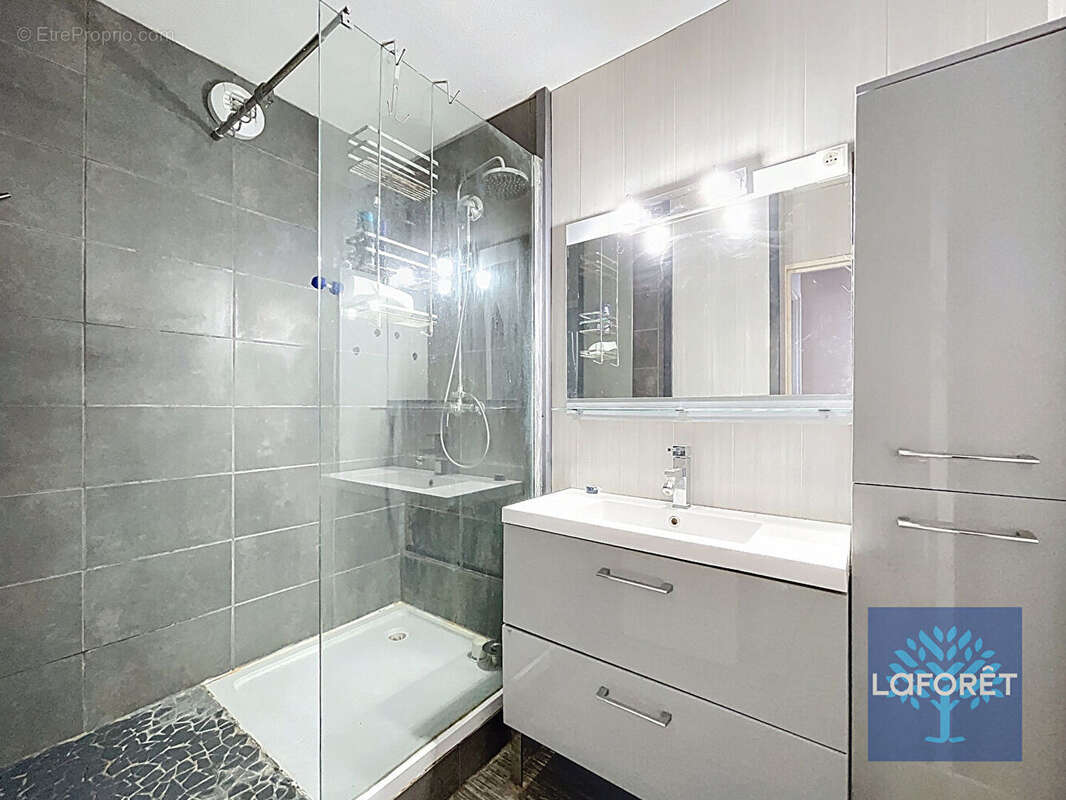 Appartement à CHILLY-MAZARIN