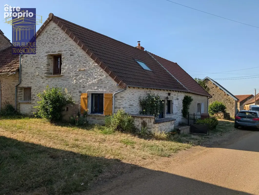 Maison de village avec dépendances – Allerey - photo 1