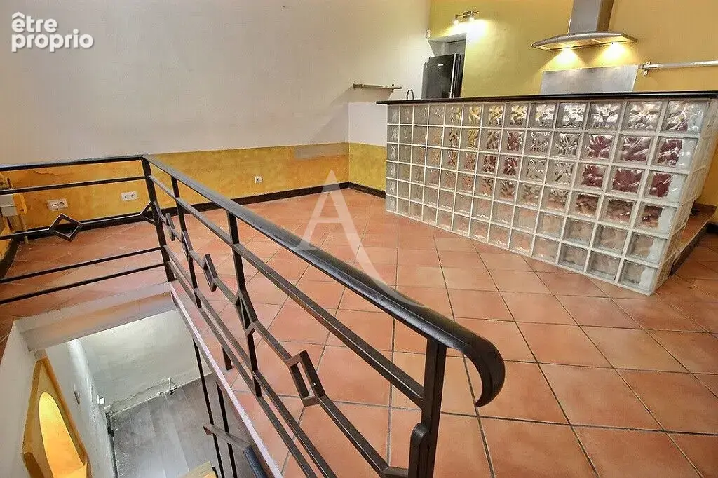 Appartement T4 Duplex 78m² Marseille 6ème Secteur Notre-Dame - photo 2