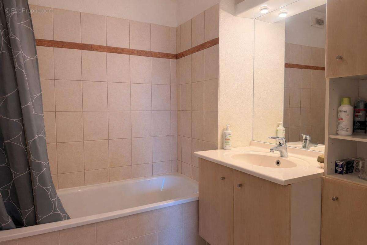 Appartement à CASTELGINEST