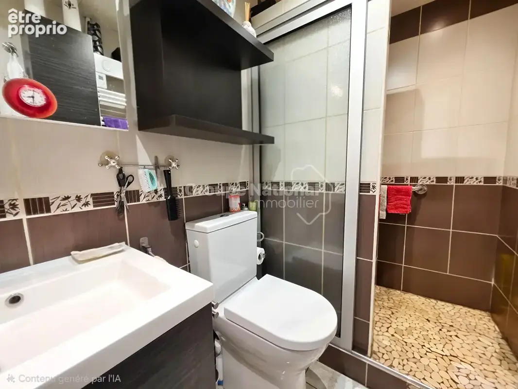 Maison en viager 6 pièces 133m² - Miramas - photo 16