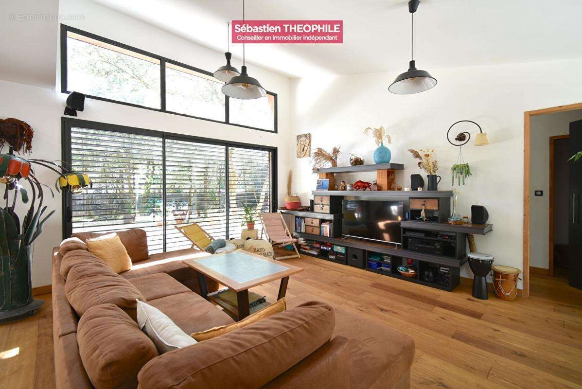 Maison à SAINT-HILAIRE-DE-RIEZ