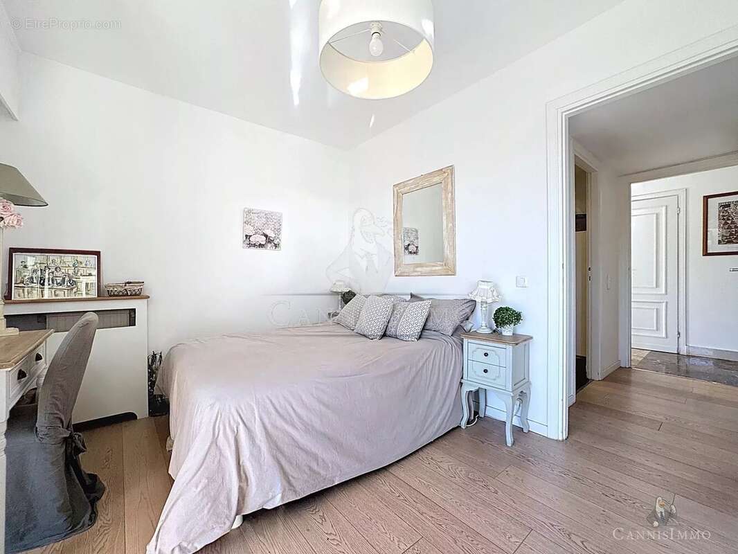 Appartement à LE CANNET