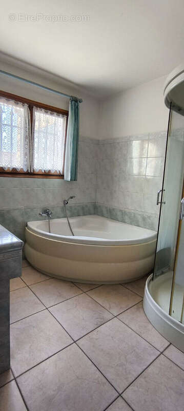 Maison à BOUILLARGUES