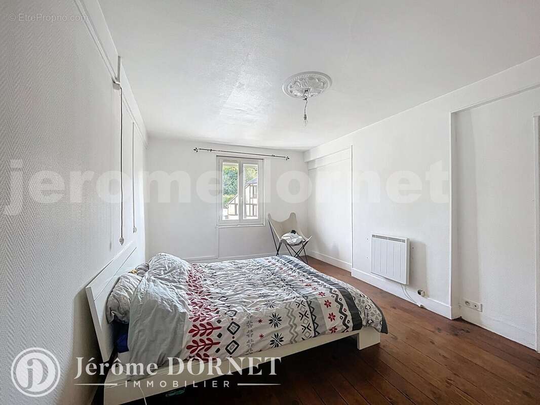 halloy_00010 - Maison à GRANDVILLIERS