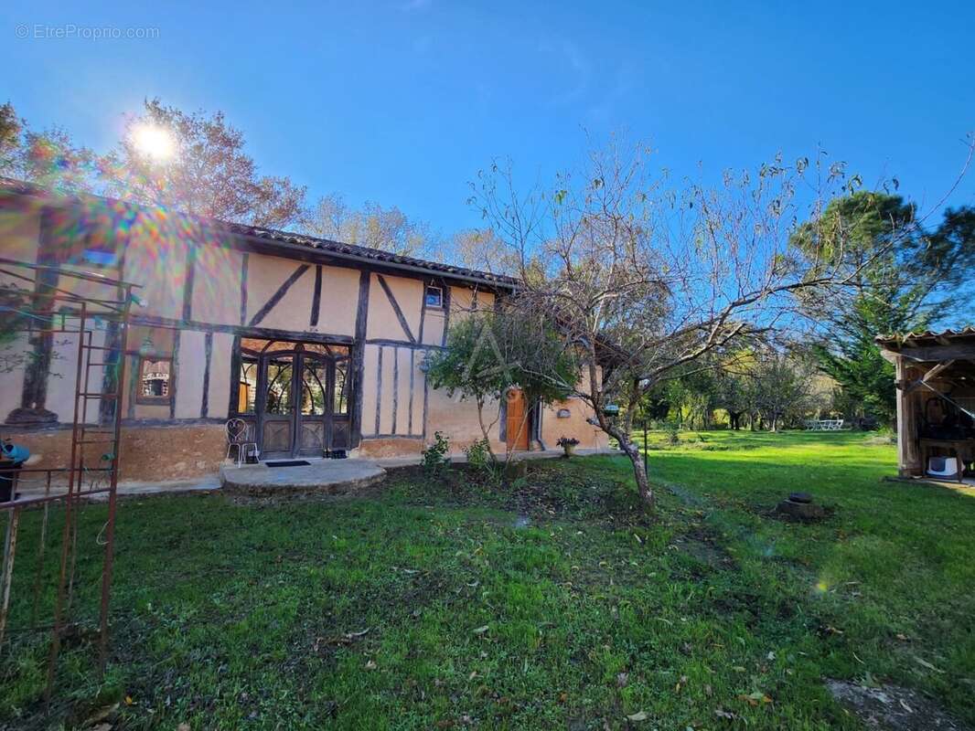 Disponible a la vente ancien corps de ferme d'exception avec gîte indépendant - photo 15