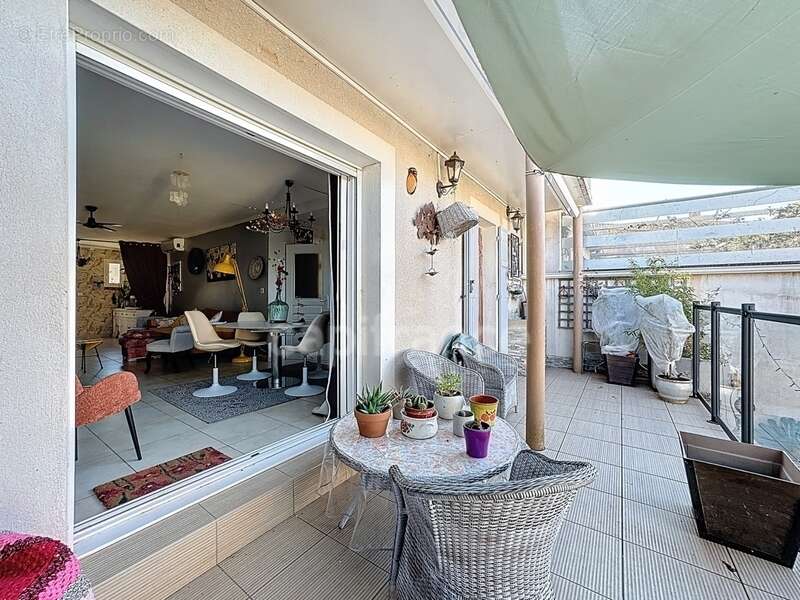 Maison de 100 m² avec garage et jardin - Beauvoisin - photo 10