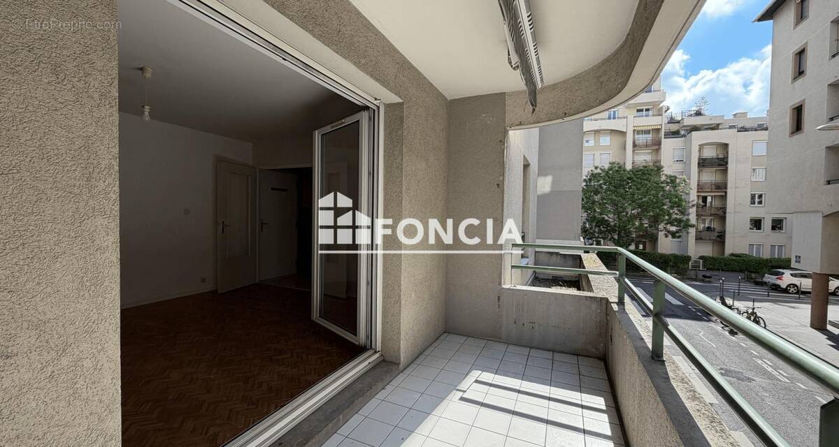 Appartement à LYON-3E