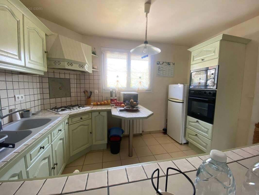 Maison 95 m² à Figeac  - photo 4