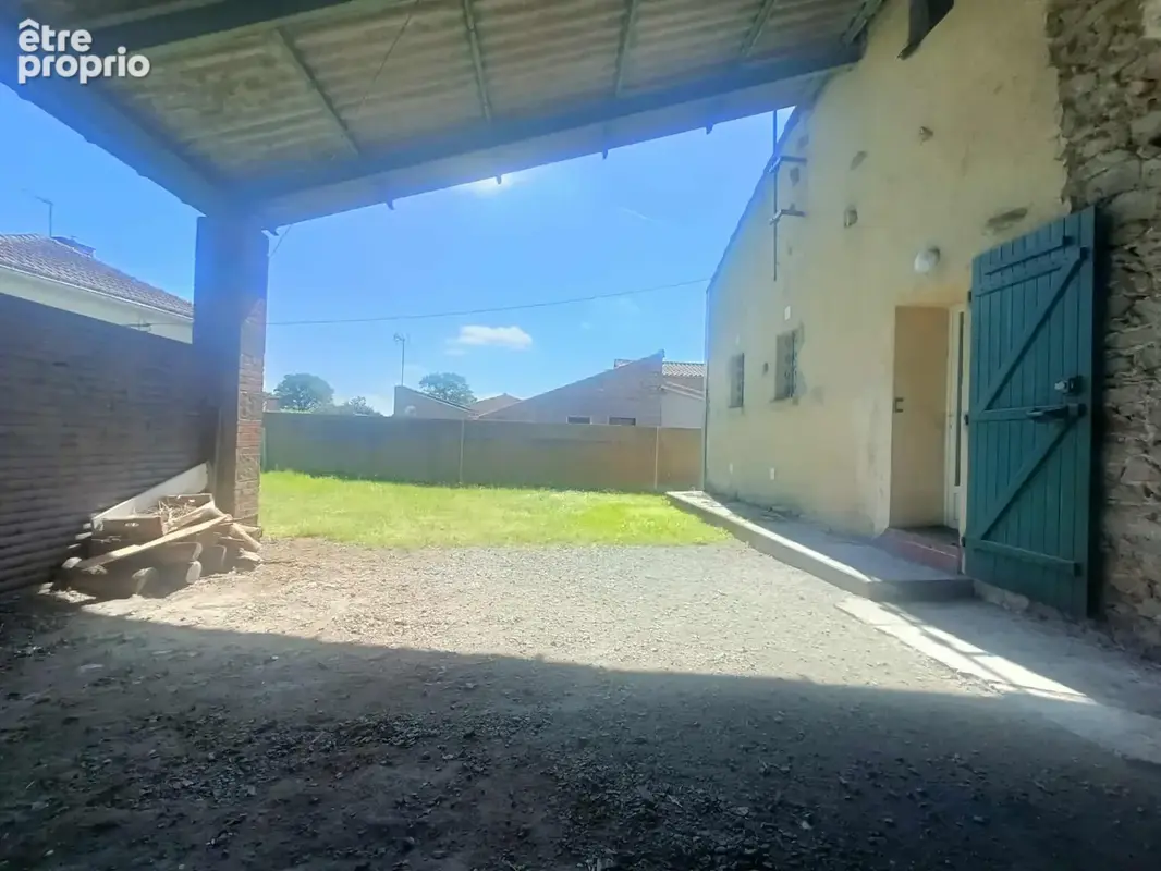 St Laurent sur sevre, maison 4 ch, terrain de 350 m2 préau , pompe a chaleur - photo 5