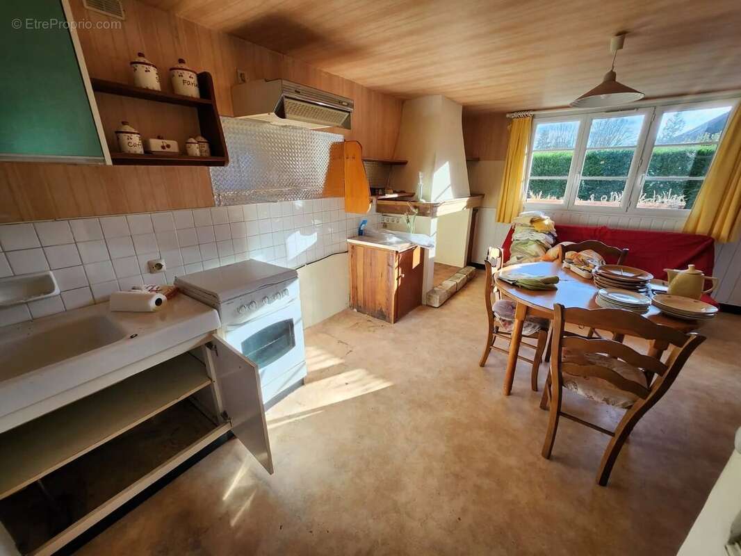 Maison à MANNEVILLE-LA-PIPARD