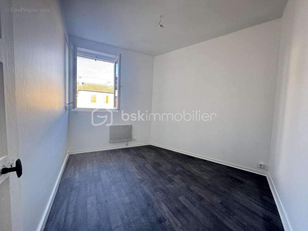 Appartement à RIVES