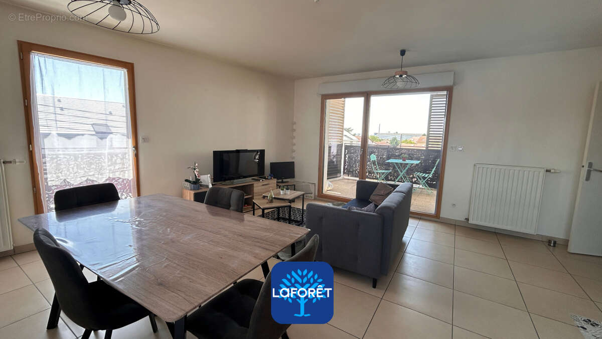Appartement à BRON