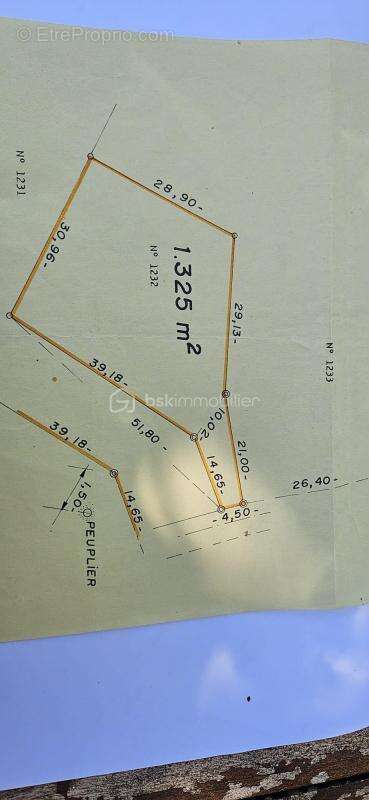 Terrain à BOURGOIN-JALLIEU