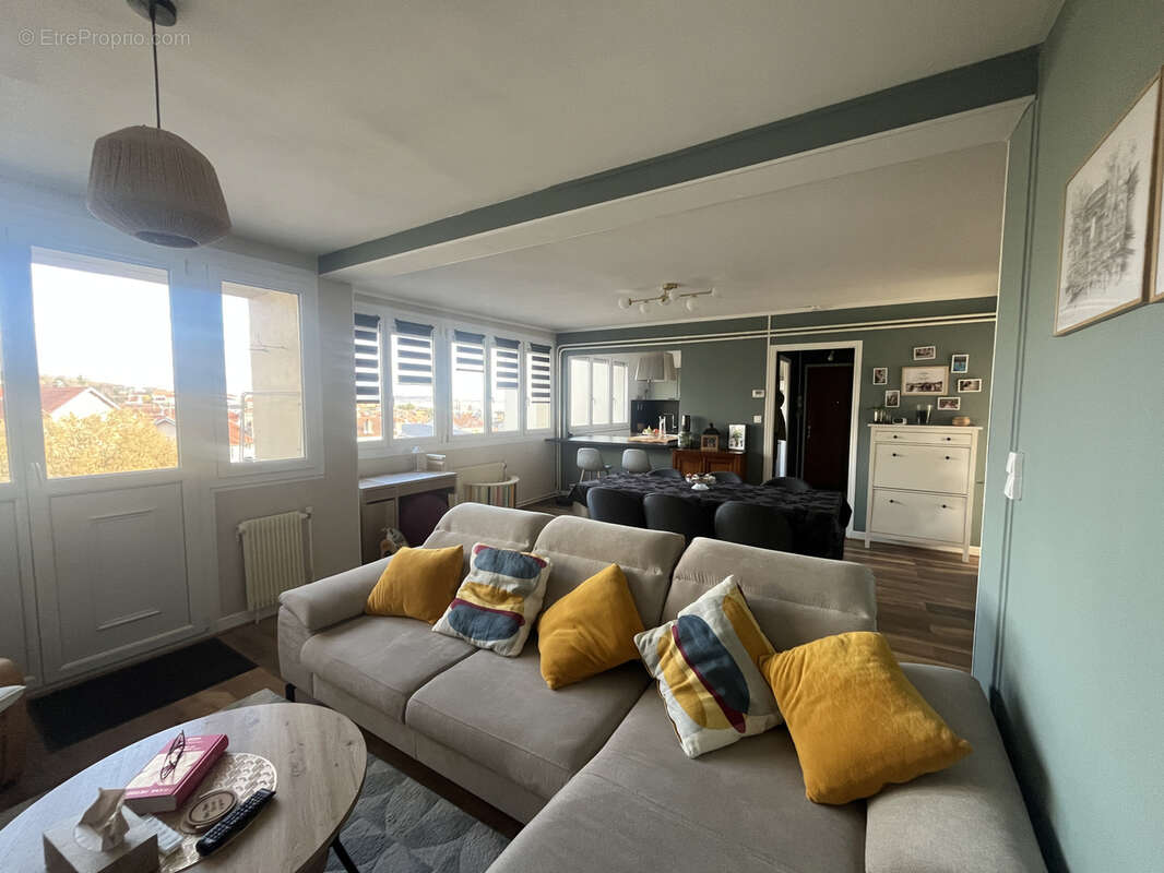 Appartement à MALZEVILLE