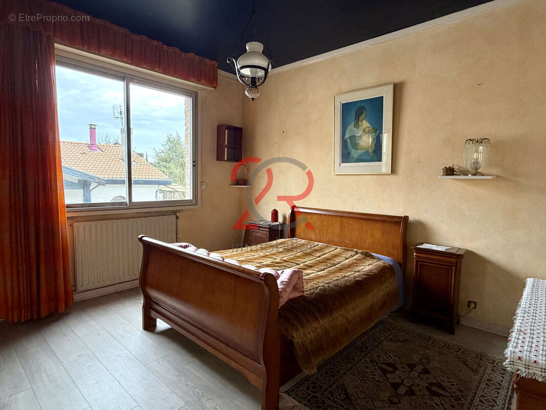 Maison familiale de 229m2 à rénover - photo 11