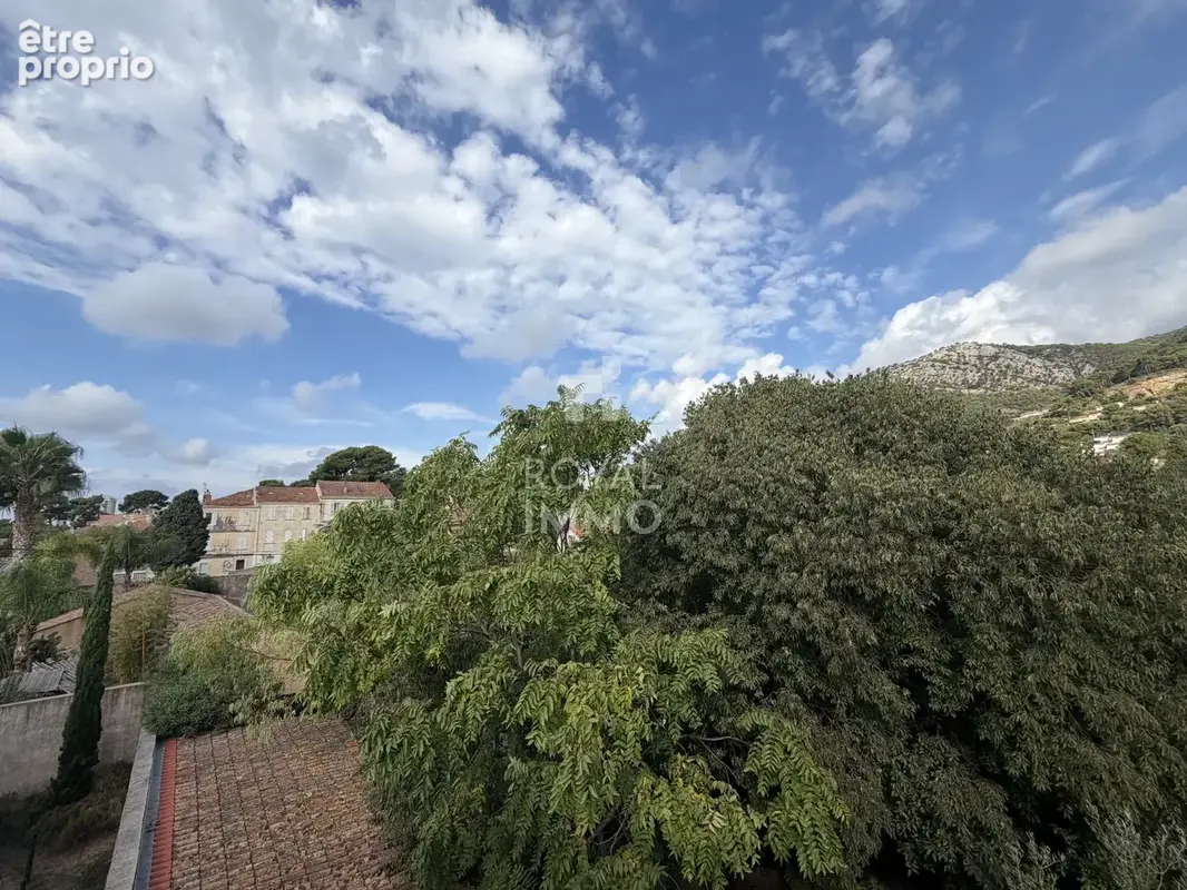 Toulon est bas ortolan t3 dernier etage + terrasse + parking - photo 8