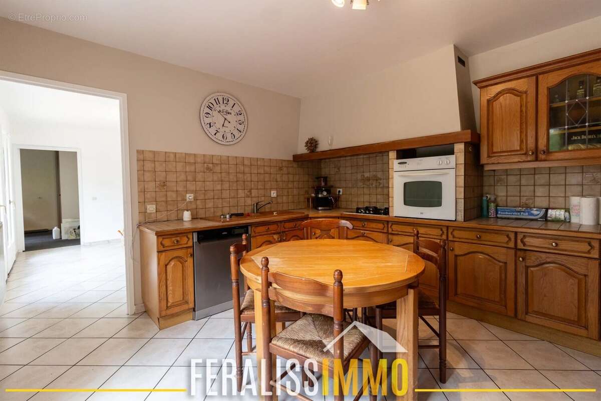 Maison à VAUX-SUR-SEINE