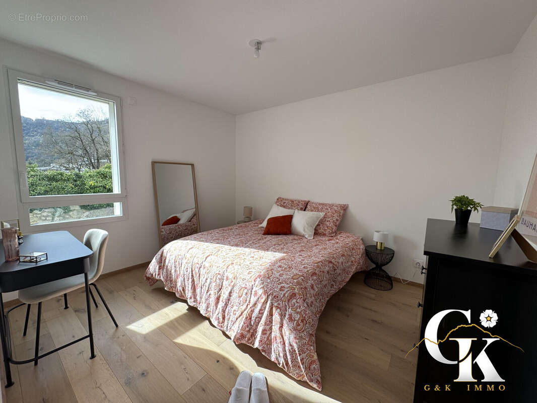 Appartement à LA TRONCHE