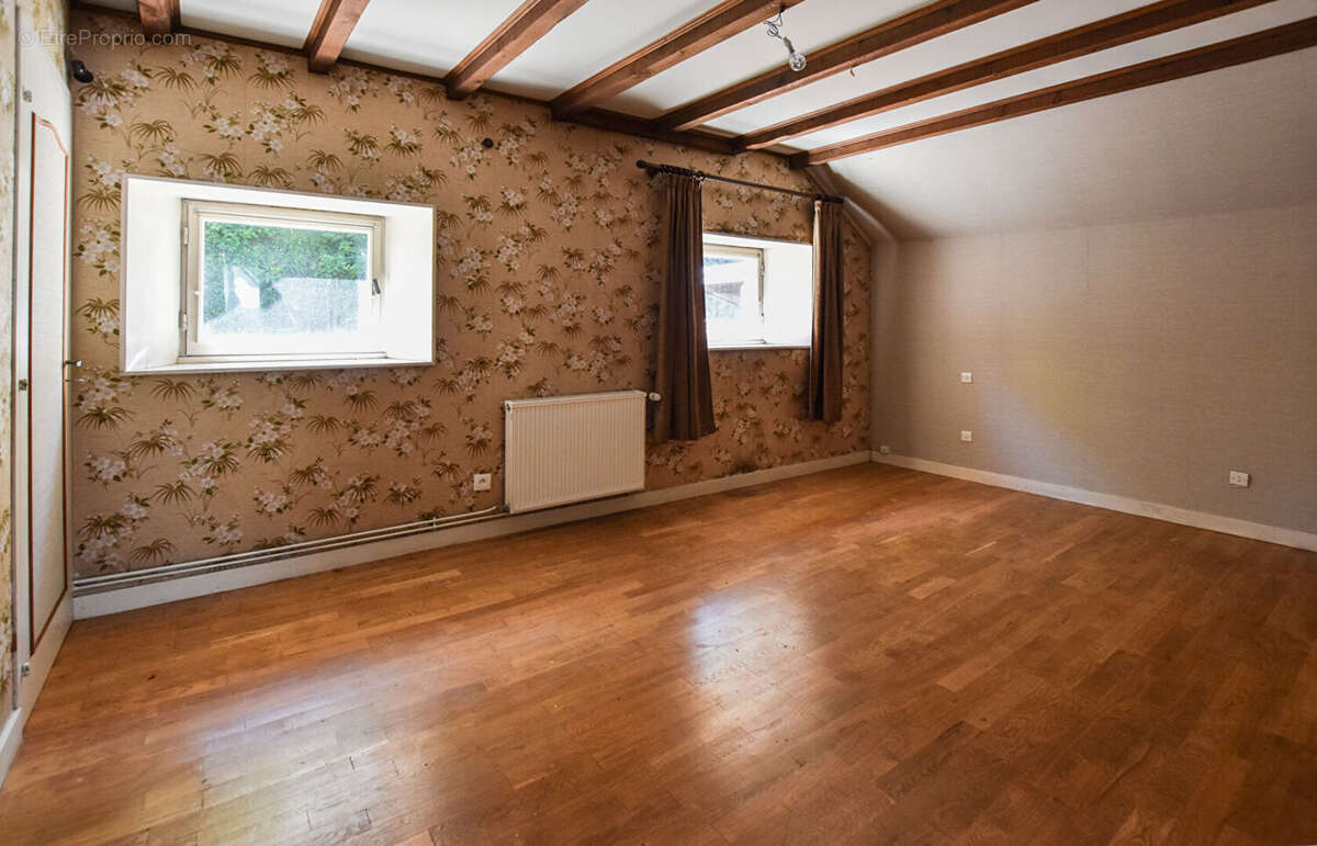 Appartement à MORRE