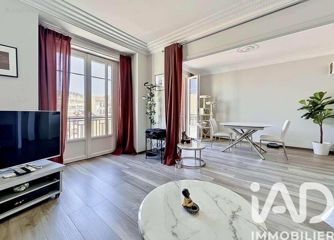 Photo 2 - Appartement à NICE