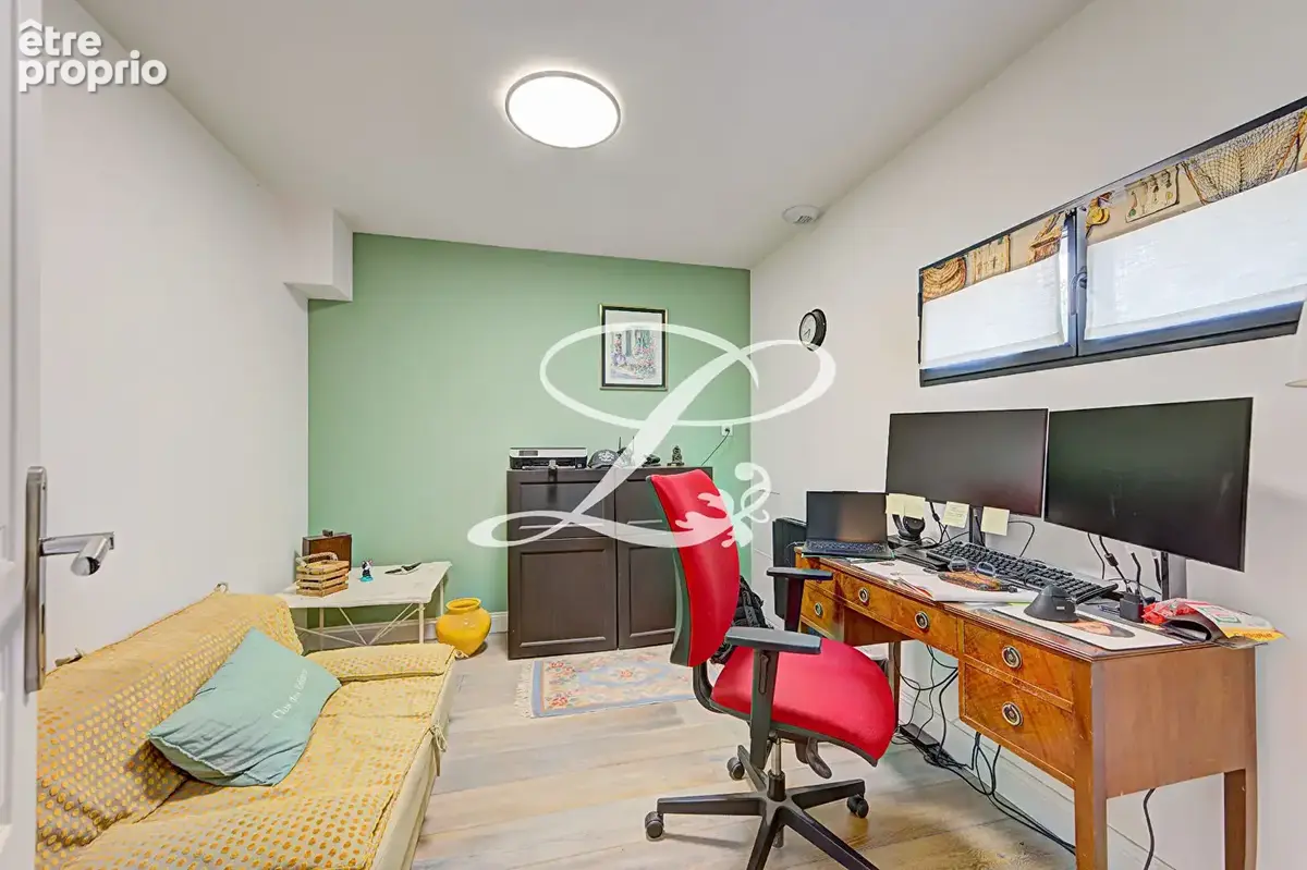 Maison Le Mesnil Le Roi  182 m2 - photo 16