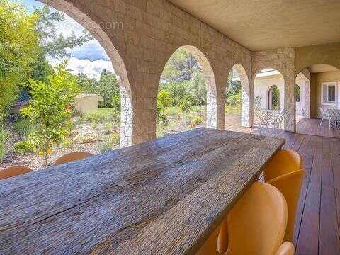 Maison à MOUGINS