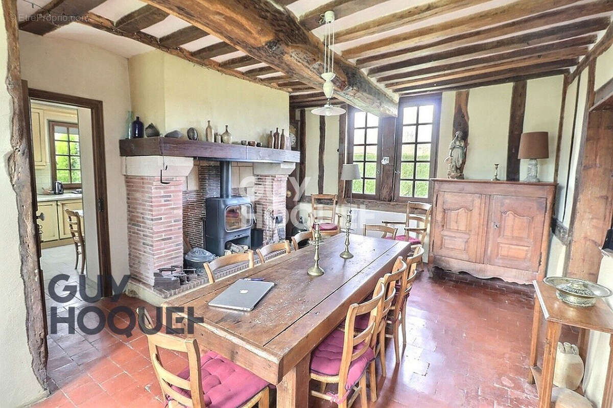 Maison à BERNAY