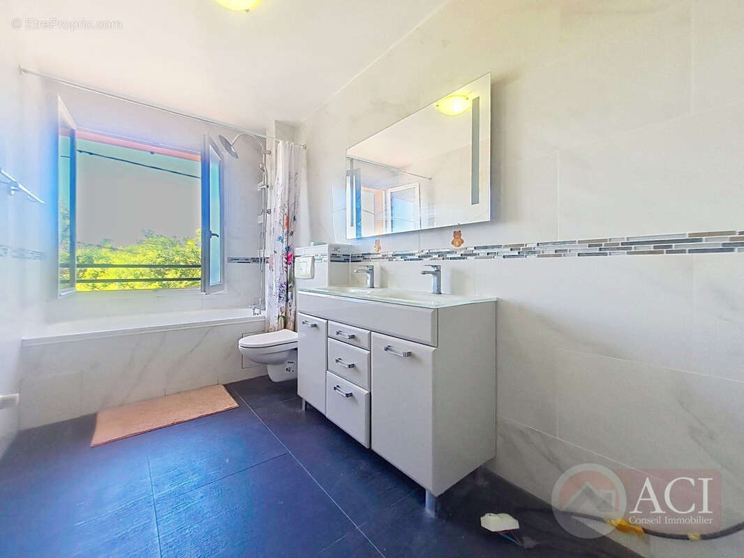 Maison 101 m² à Montmagny  - photo 6
