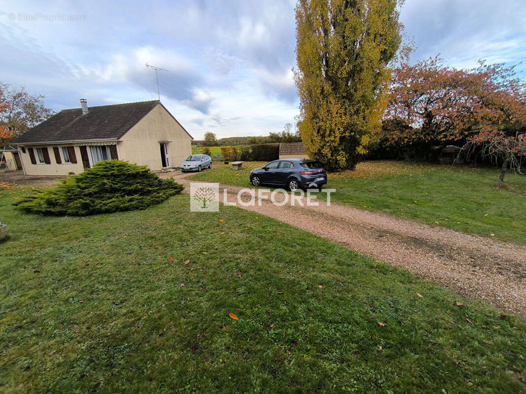 Maison à SAINT-ILLIERS-LA-VILLE