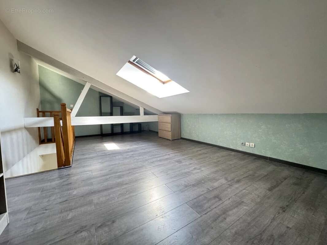 Appartement à LE PLESSIS-TREVISE