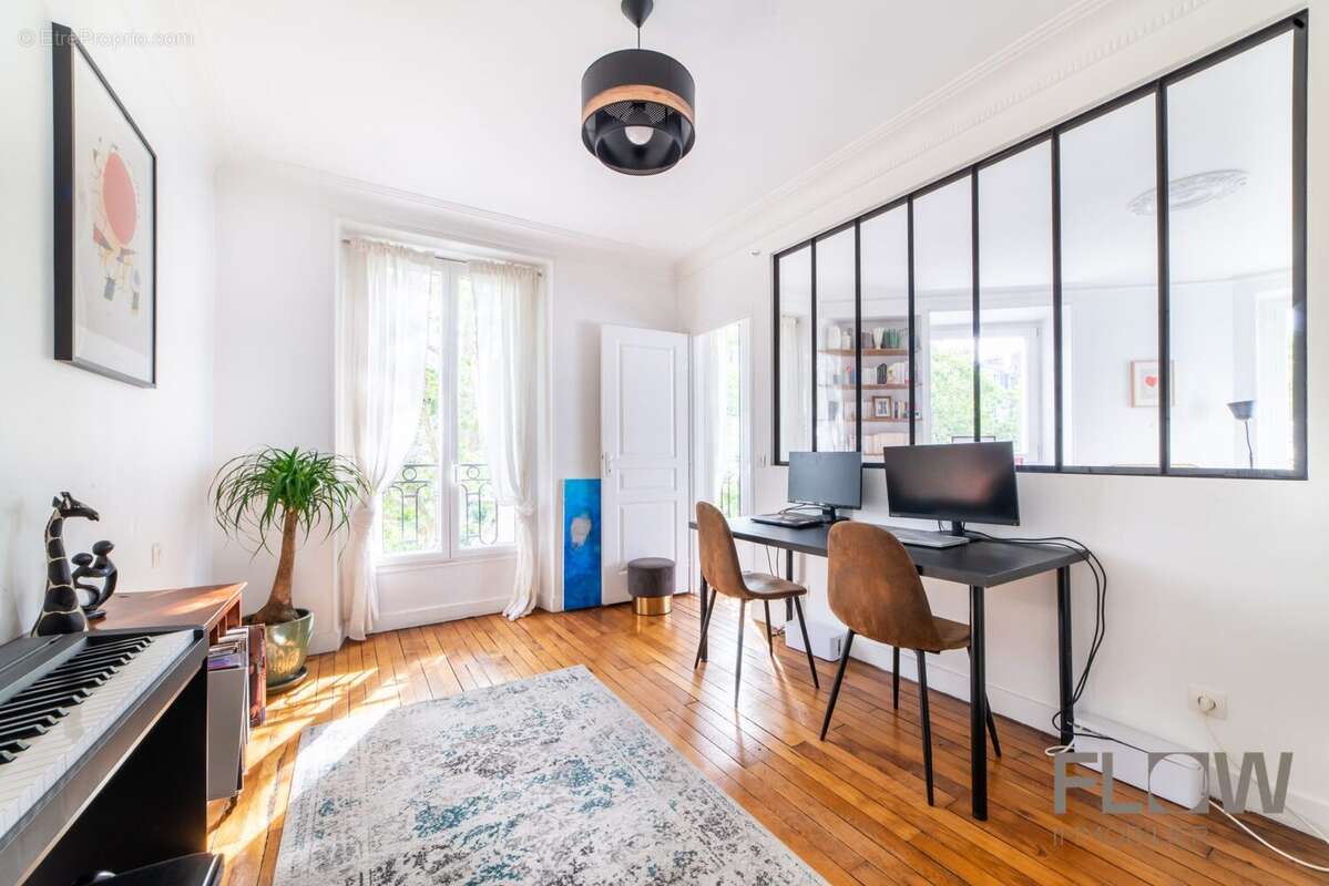 Appartement à CLICHY