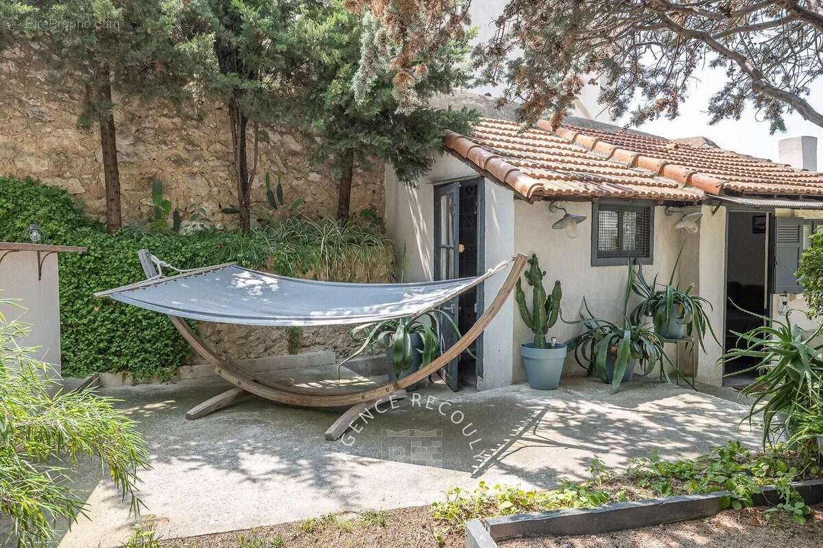 Maison à MARSEILLE-7E