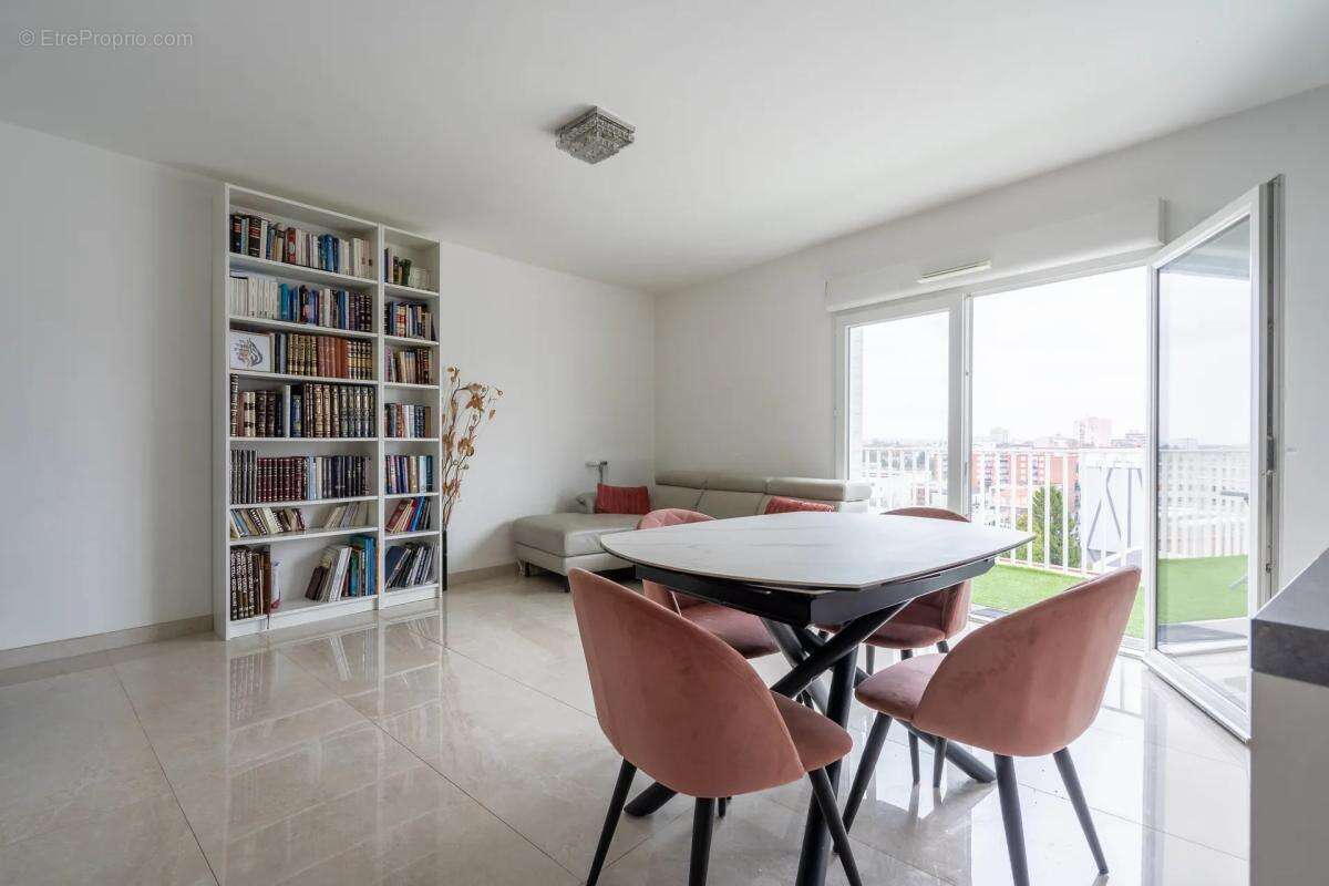 Appartement à NOISY-LE-SEC