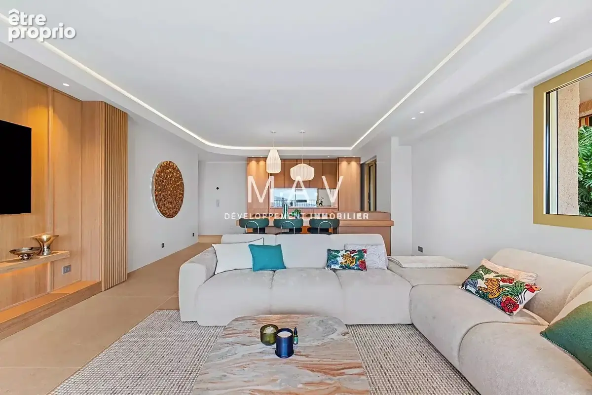 Villefranche-sur-mer/ appartement villa 3 pièces au calme luxueusement rénové terrasses jardin vue mer panoramique piscine - photo 15