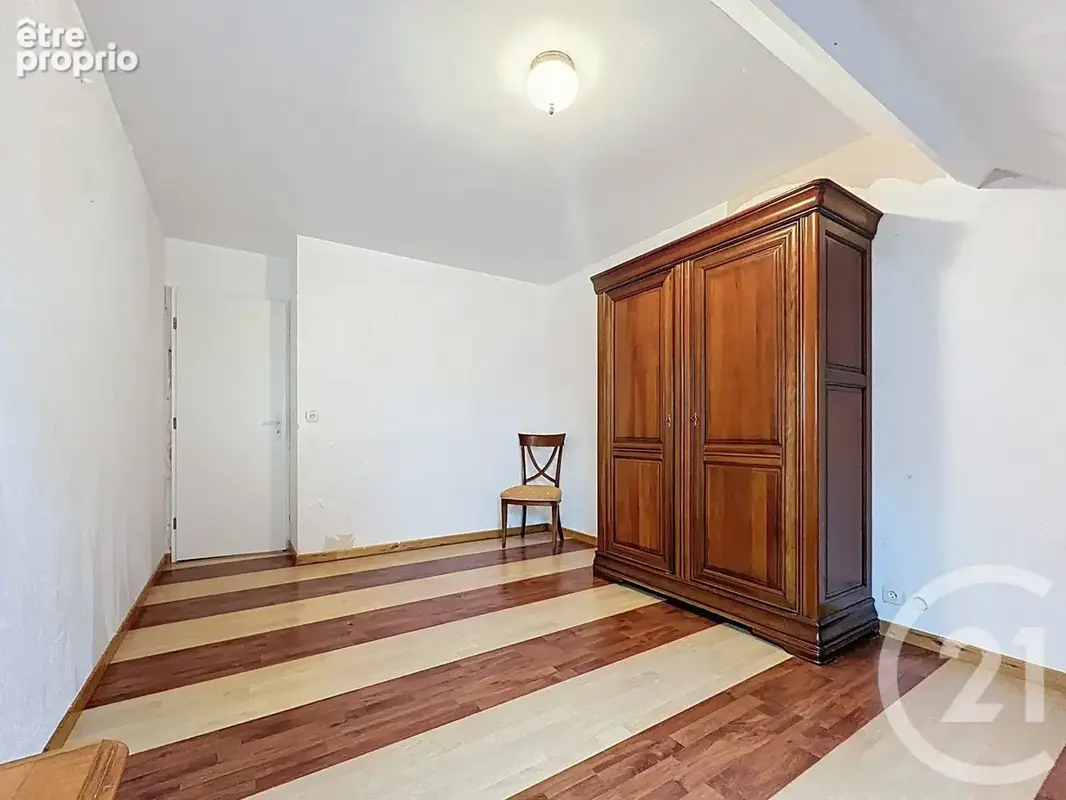 Maison 6 pièces 143 m² à vendre à Rampillon (77370) - photo 14