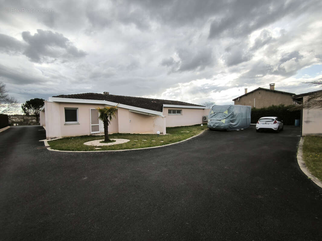 Maison à ARTHES