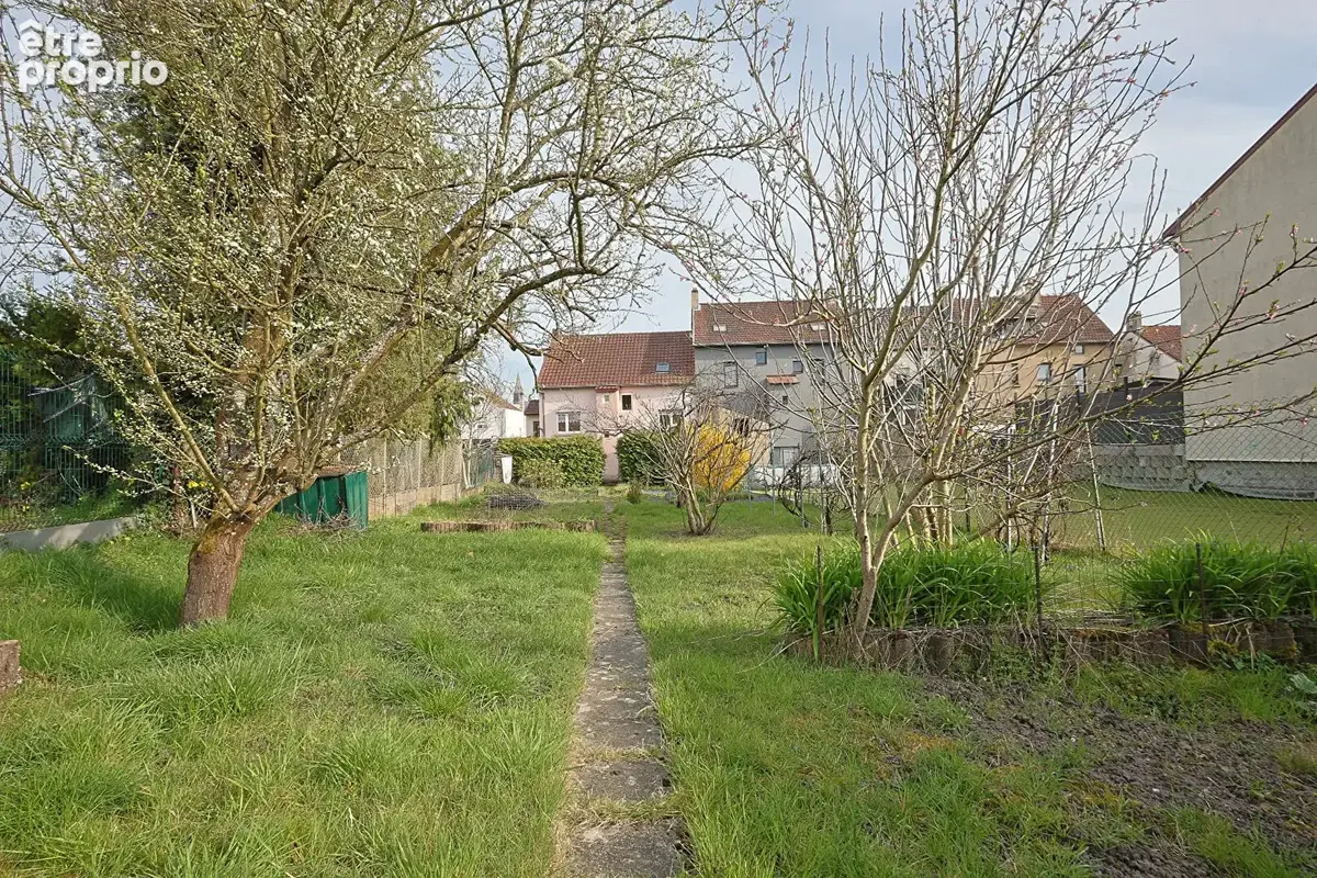 Maison de ville à fort potentiel à FORBACH - photo 11