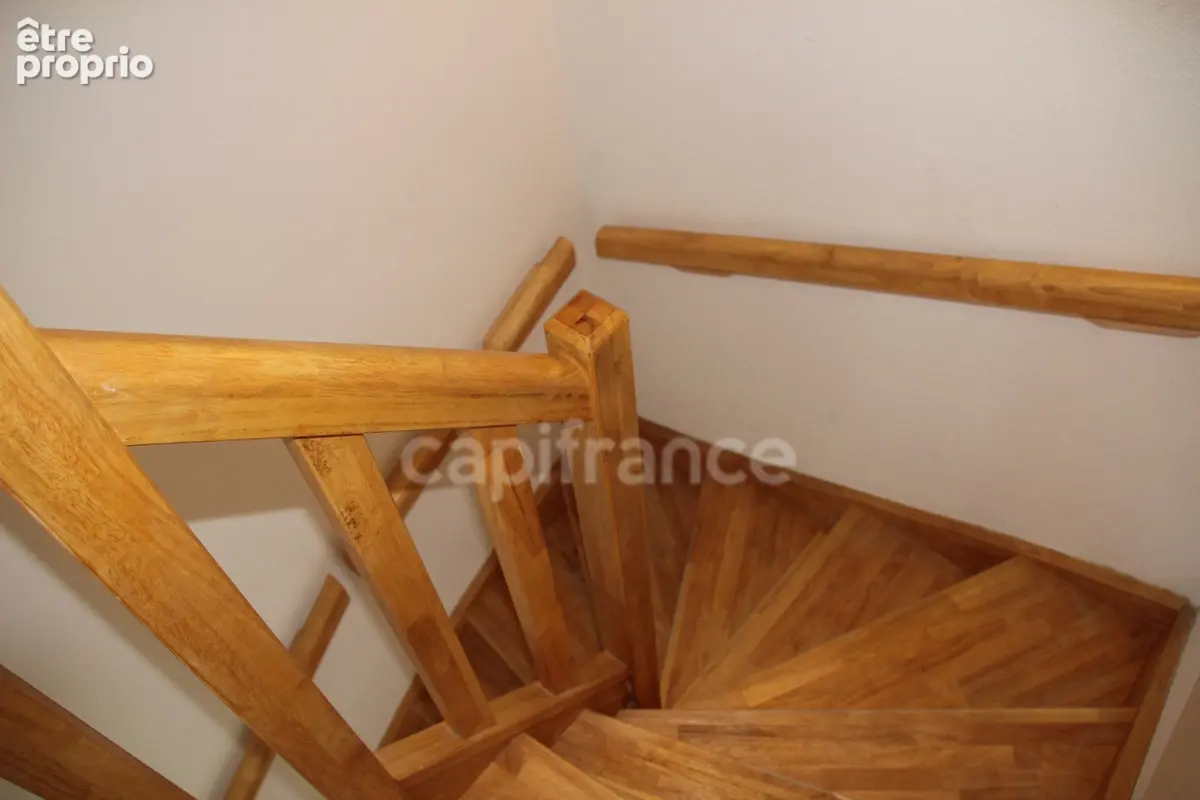 Saint-palais-sur-mer – duplex 3 pièces vendu meublé - photo 13