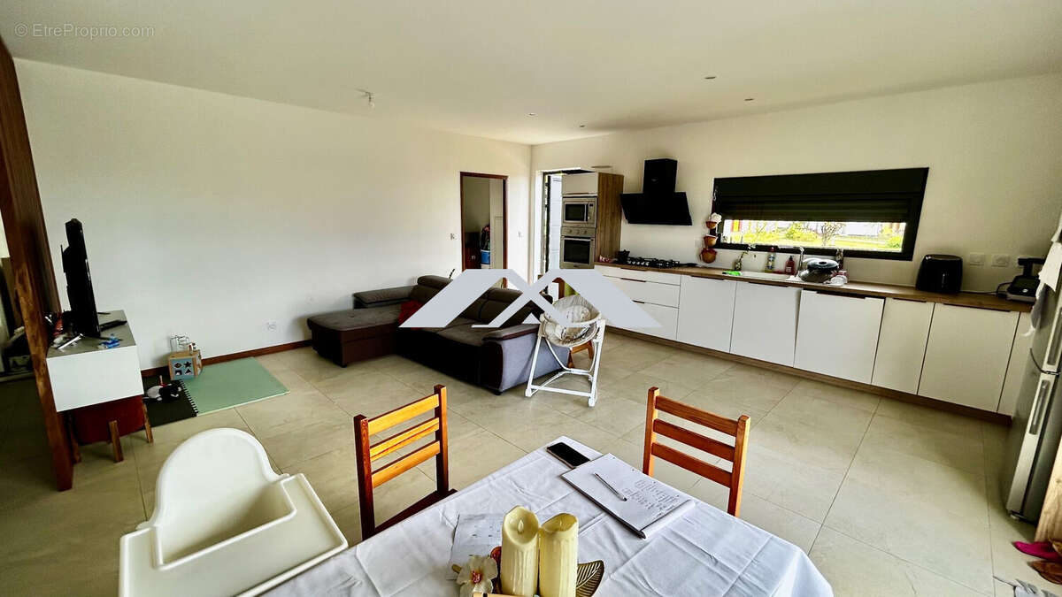 Maison à SAINTE-MARIE