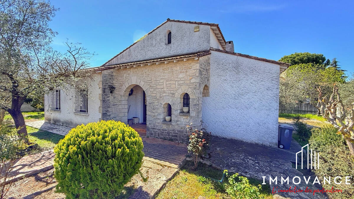 Maison à SAINT-BRES