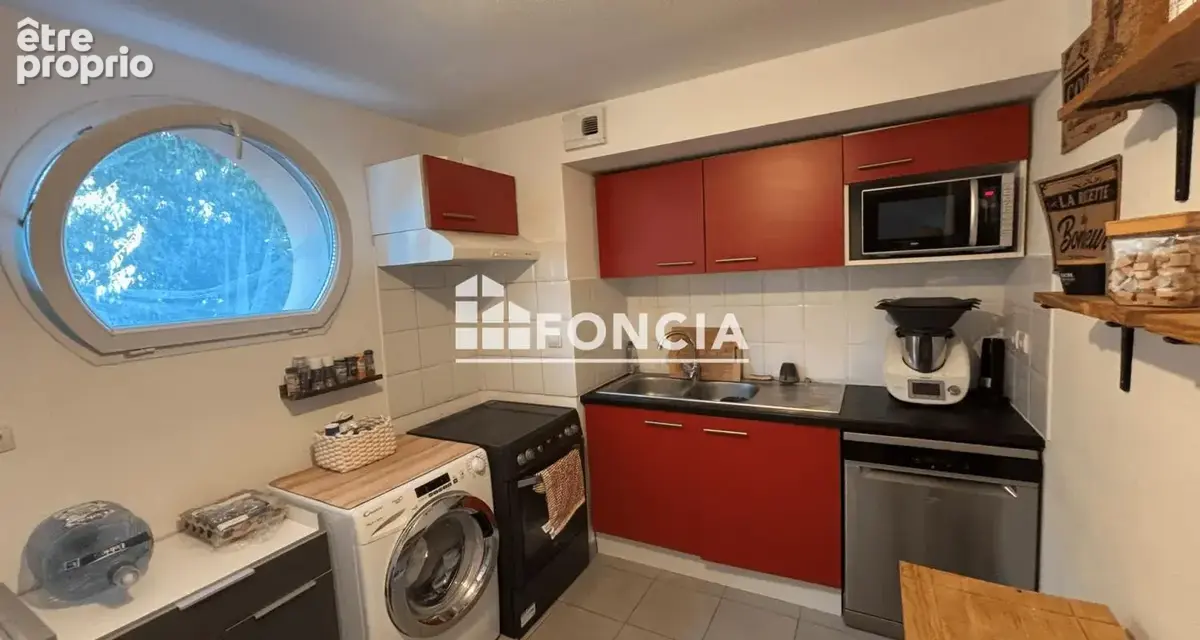 EXCLUSIVITÉ - LUNEL - T4 de 75 m² avec terrasse et 2 parkings, idéal investisseur, loué jusqu'en MAI 2027 - photo 7