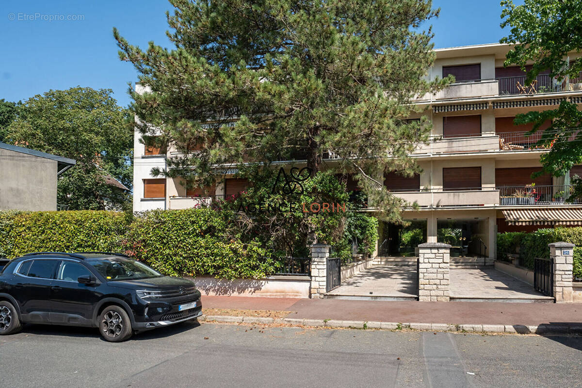 Appartement à LE VESINET