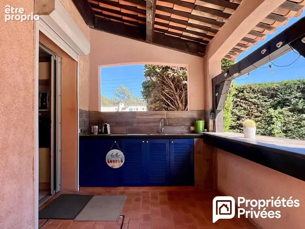 Villa 5 pièces avec piscine, terrasse et pool house - photo 5
